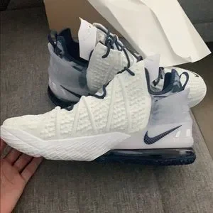 Lebron 18 PE. Sierra Canyon sneakers Nike LeBron 18 - Sierra Canyon HS Trailblazers PE – mypekicks main image 4